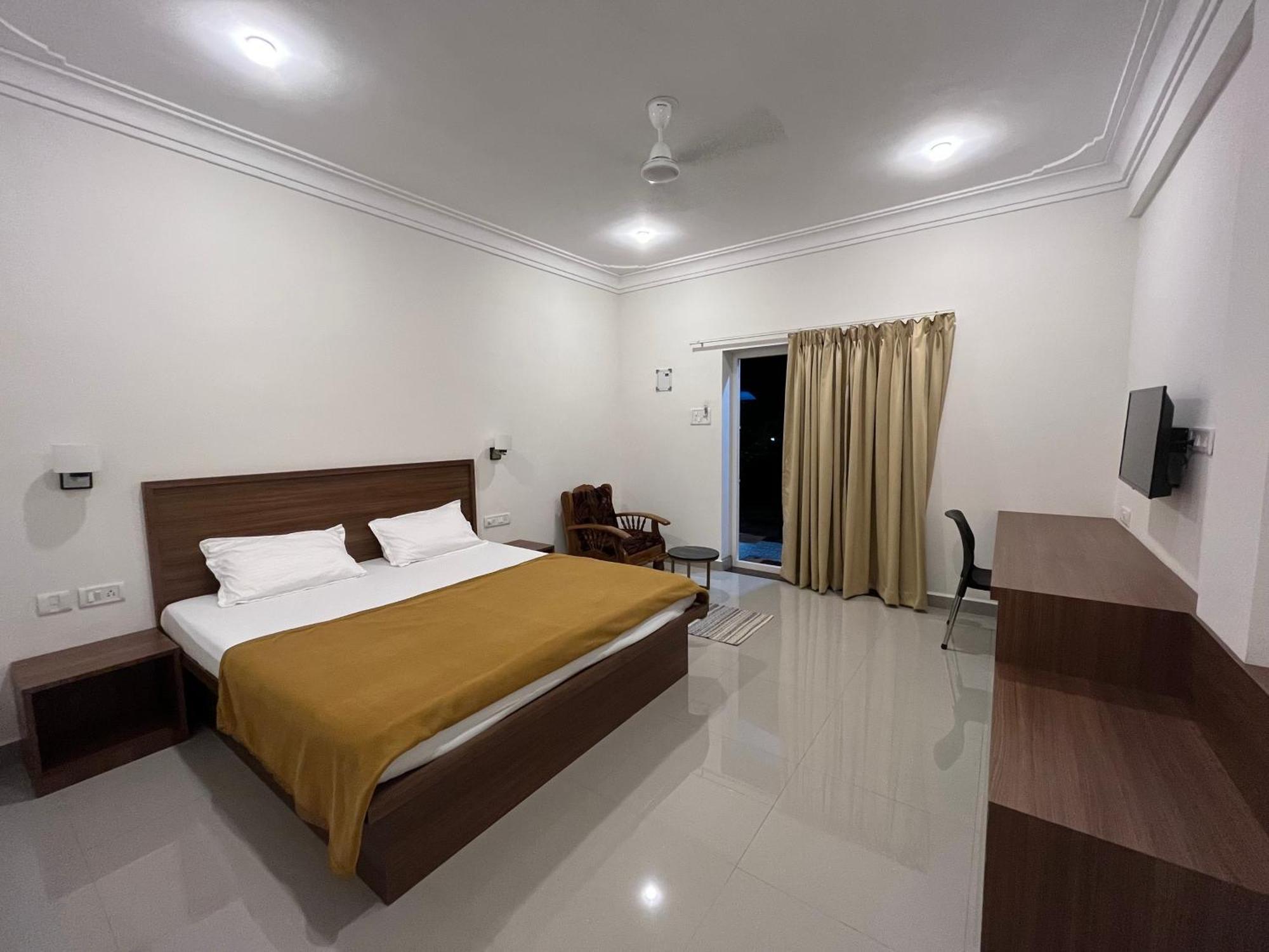 Morjim Sunset Guesthouse - 300 Meter To Morjim Beach Luaran gambar