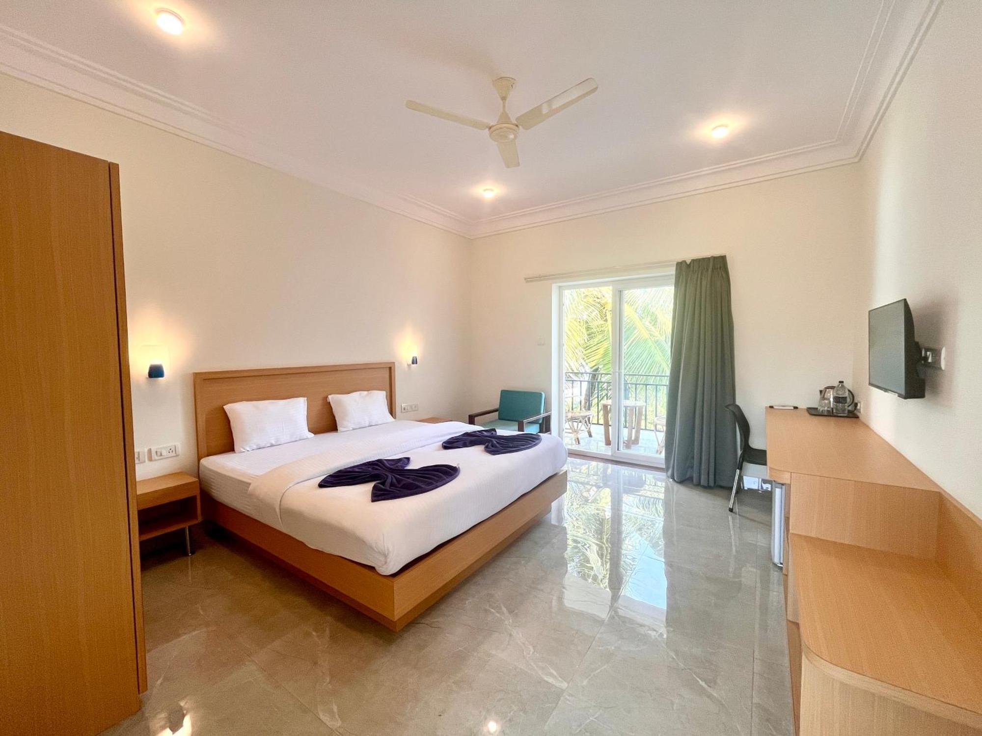 Morjim Sunset Guesthouse - 300 Meter To Morjim Beach Luaran gambar